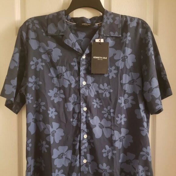 Kenneth Cole Other - Kenneth Cole Men’s Short Sleeve Button-down Beachy Blue Floral Patterned Shirt